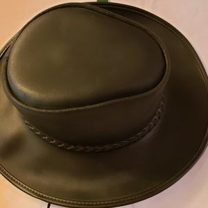 Black leather Head 'N Home hat